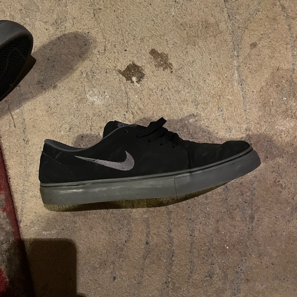 Nike Skateboard Men’s Shoe - Size 11.5